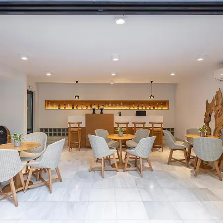 Avra Boutique Szálloda 4*