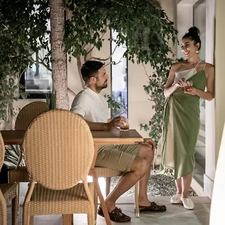 Avra Boutique Szálloda 4*