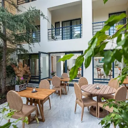 Szálloda Avra Boutique Hriszí Aktí Haniá