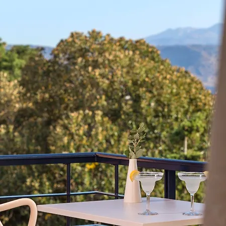 Avra Boutique Szálloda 4*