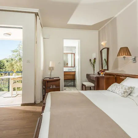 Avra Boutique Szálloda 4*